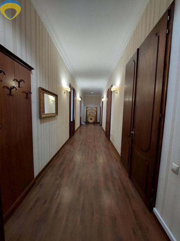 продажа многокомнатной квартиры номер A-174325 в Приморском районе, фото номер 7